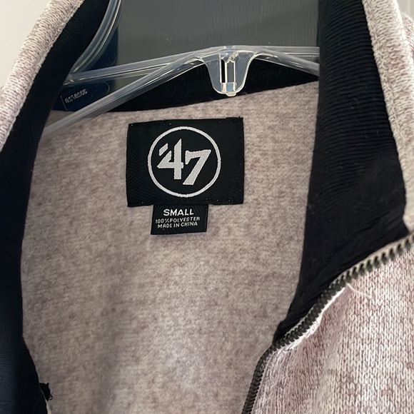 ❌Sold Chiefs sweater vest - Picture 4 of 5